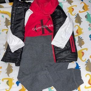 Toddler 3 piece set. Calvin Klein